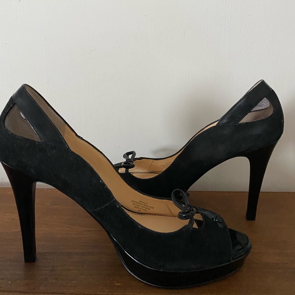 Marc Fisher High Heel Black Shoes. Size 9M